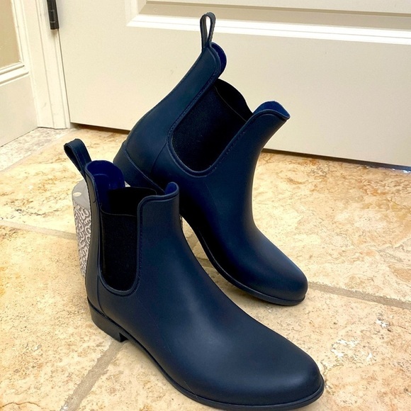 J.Crew Chelsea Rain Boots Womens Navy Ankle Booties Rubber Preppy waterproof - Picture 1 of 8